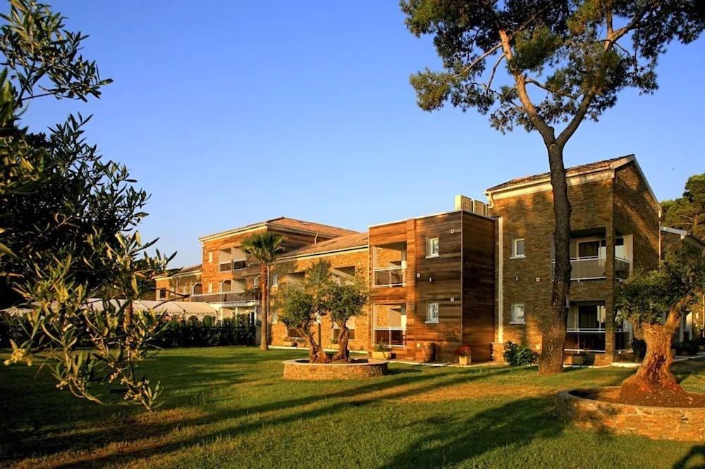 Hotel La Lagune Луччана Екстер'єр фото